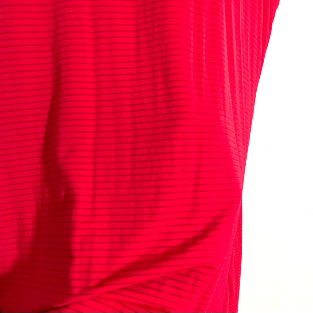 Beyond Yoga Keyhole Back Tank - Picture 8 of 8
